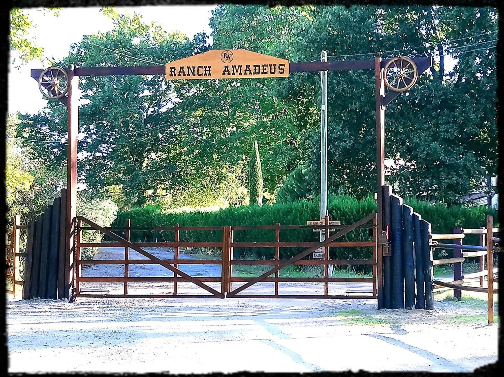 圣保罗恩波恩Le Ranch Amadeus住宿加早餐旅馆 外观 照片